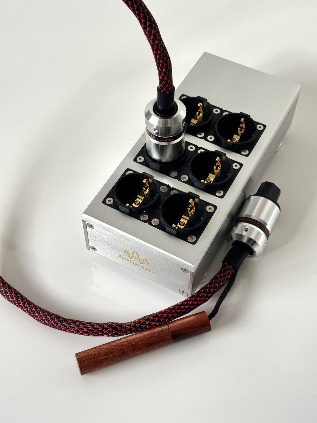 Cable de alimentación RedCore NoiseBlock™