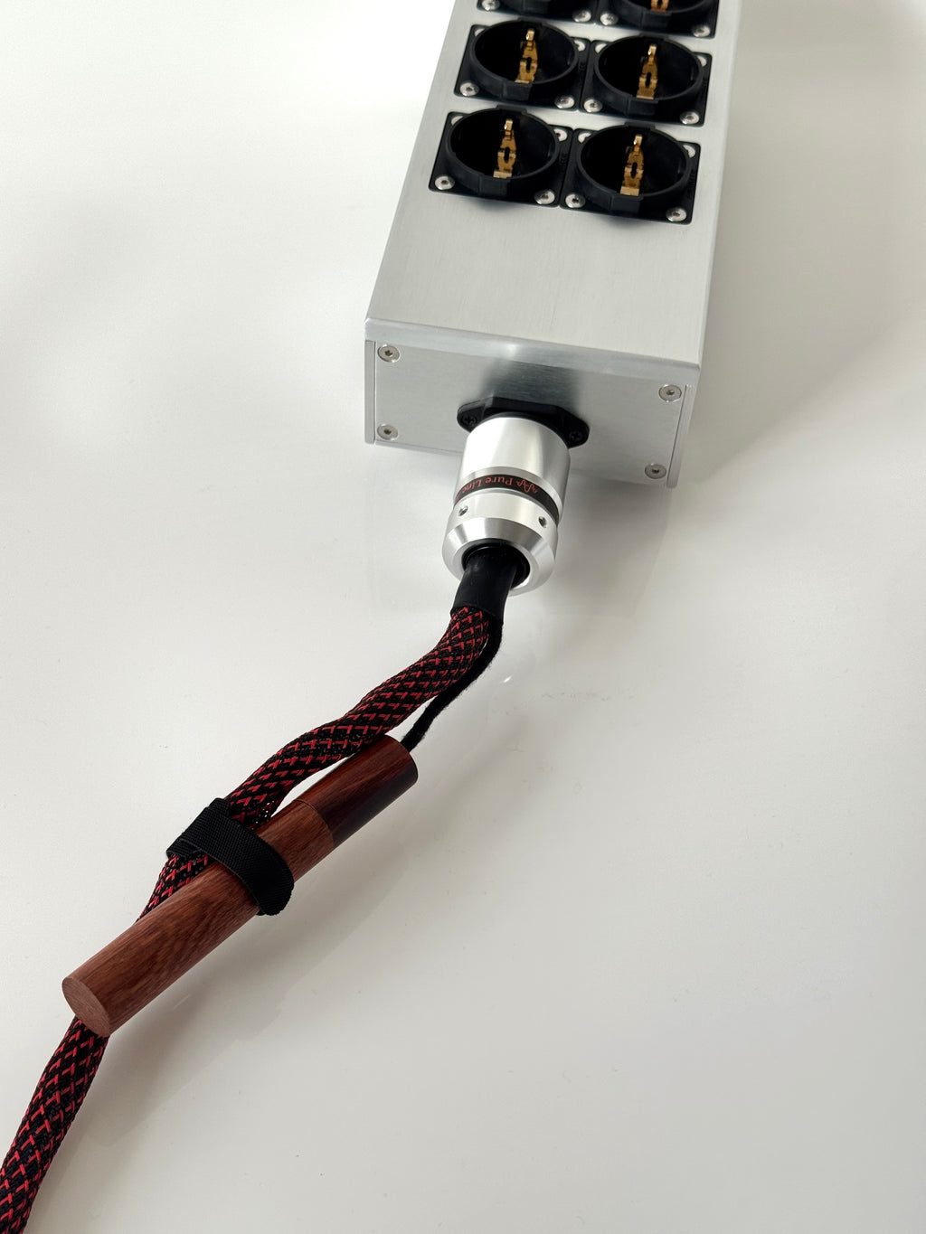 Cable de alimentación RedCore NoiseBlock™