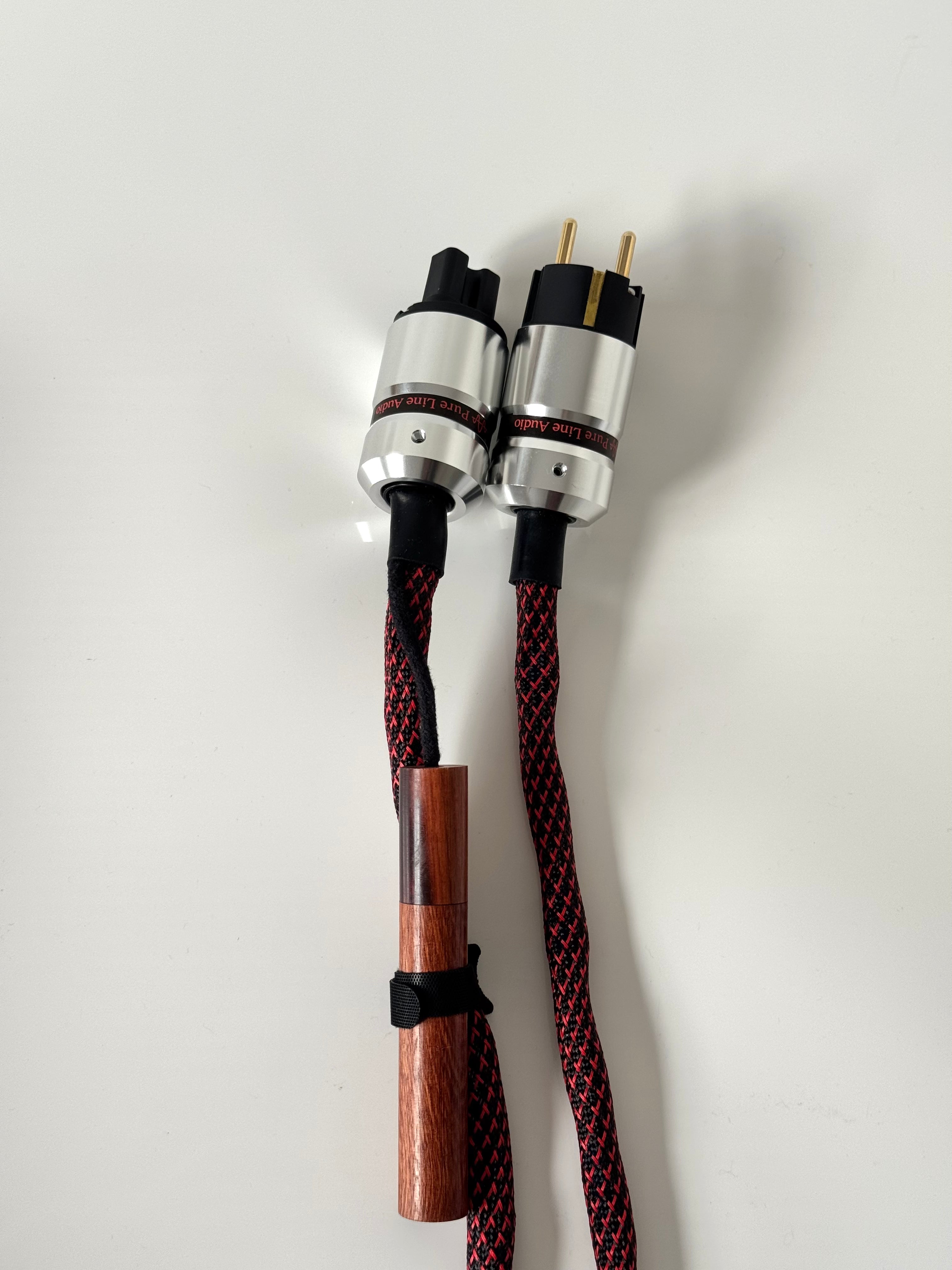 RedCore NoiseBlock™ Power Cable