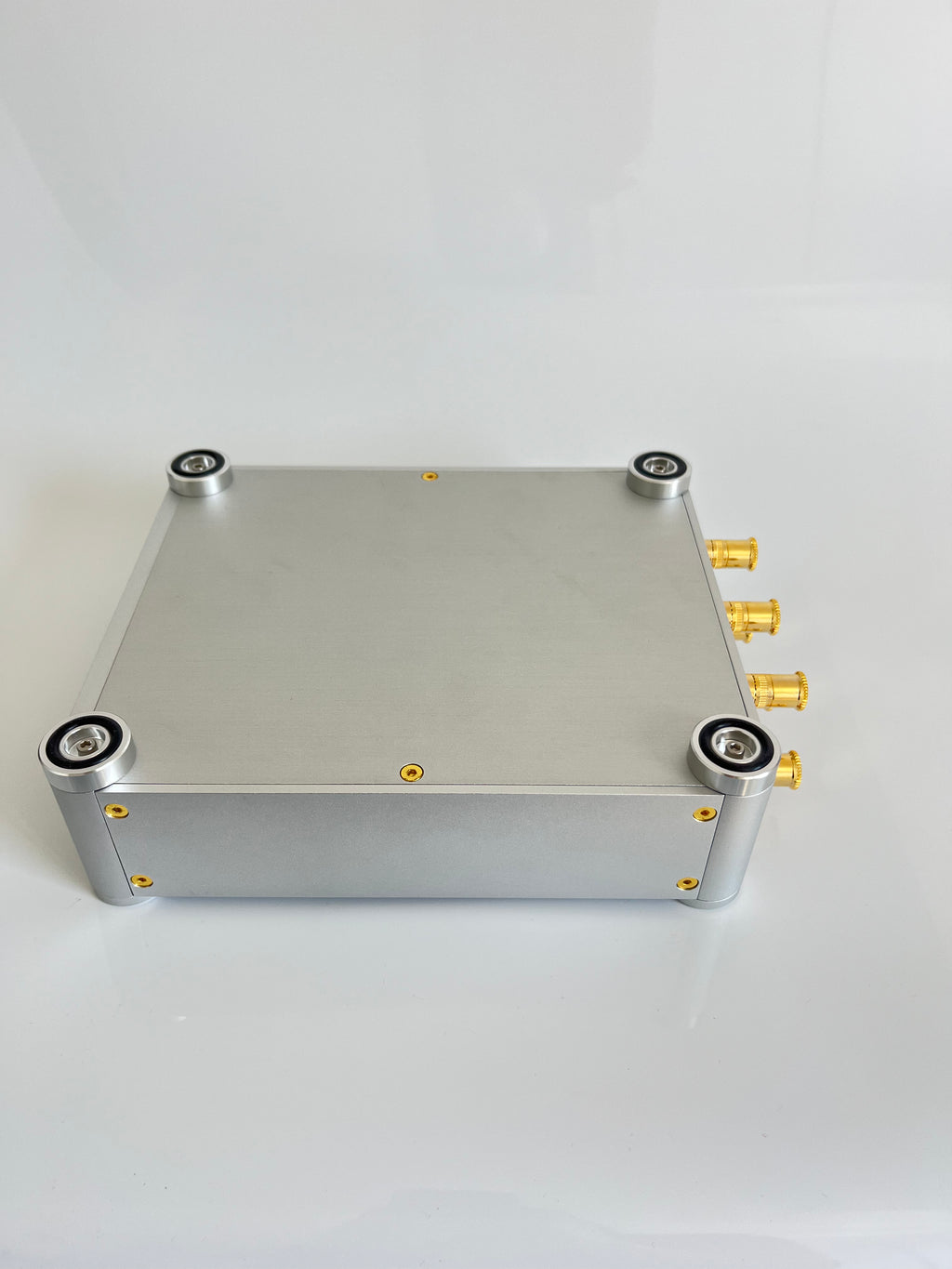Pure Line Audio Ground Hub