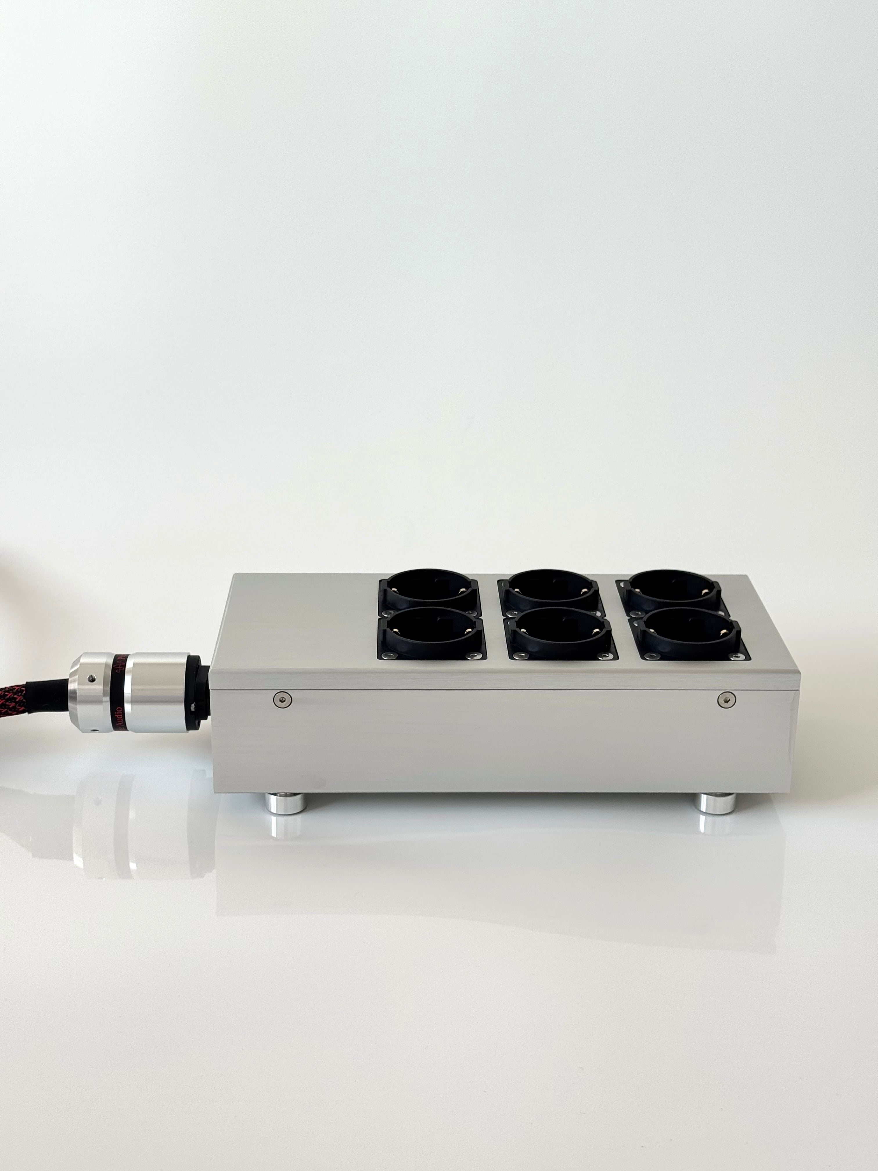 SilverCore 6 Power Distributor